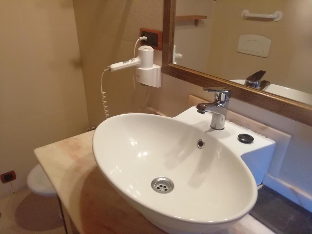 Pensjonat Casa Buda Conors *